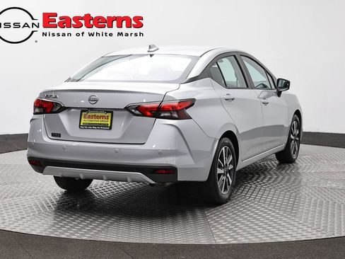 Used 2025 Nissan Versa SV FWD image 5