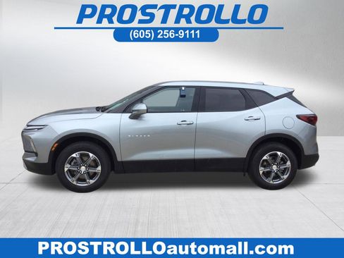 Used 2024 Chevrolet Blazer LT w/ Driver Confidence Package AWD/4WD image 1