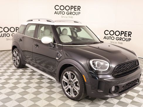 Used 2024 MINI Cooper Countryman S FWD image 1