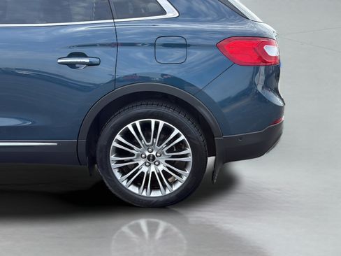 Used 2016 Lincoln MKX Reserve w/ Technology Package AWD/4WD image 30