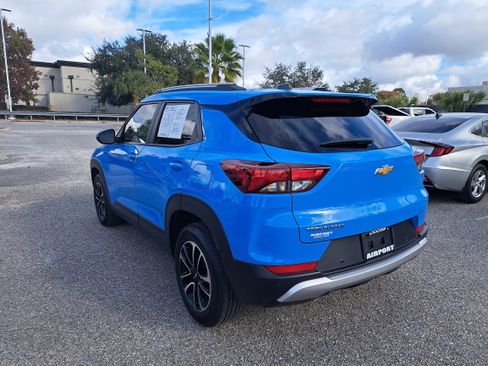 Used 2024 Chevrolet TrailBlazer LT w/ Driver Confidence Package image 4