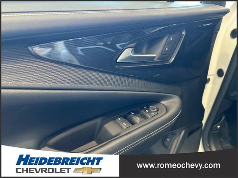 Used 2024 Chevrolet Blazer EV LT AWD/4WD image 11