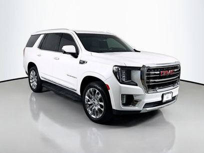 Used 2022 GMC Yukon SLT w/ SLT Luxury Package