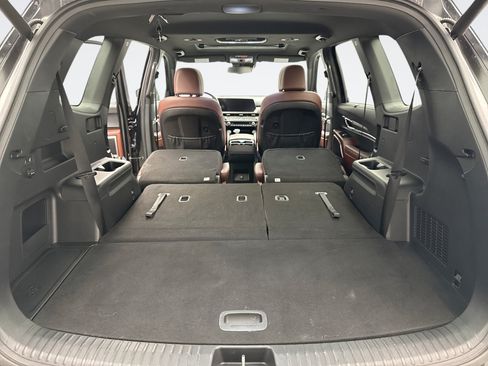 Used 2024 Kia Telluride EX w/ EX Captain's Chair Package AWD/4WD image 25