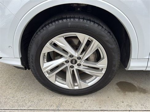 Used 2023 Audi Q7 3.0T Premium Plus w/ Premium Plus Package image 9