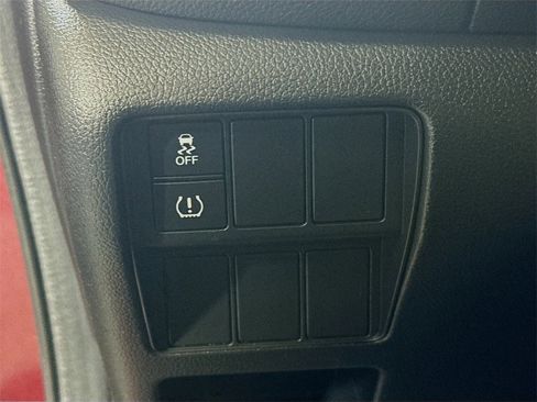 Used 2017 Honda CR-V LX image 10