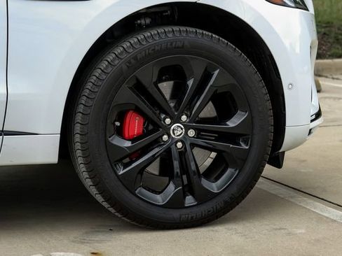 Used 2025 Jaguar F-PACE R-Dynamic S AWD/4WD image 68