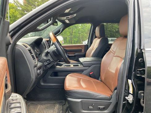 Used 2022 RAM 3500 Limited AWD/4WD image 11