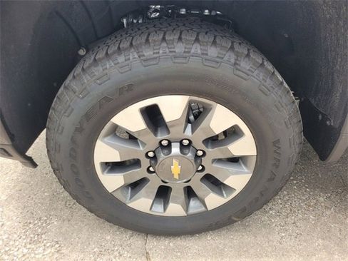 New 2025 Chevrolet Silverado 2500 Custom w/ Custom Value Package image 21