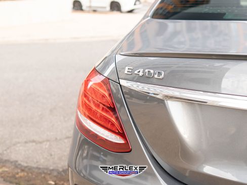 Used 2018 Mercedes-Benz E 400 4MATIC Sedan w/ Premium 3 Package image 43