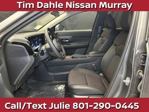 Used 2025 Nissan Kicks SR w/ Illumination Package AWD/4WD image 21