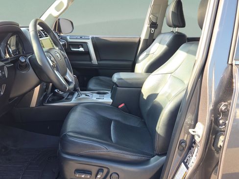 Used 2022 Toyota 4Runner Limited image 9