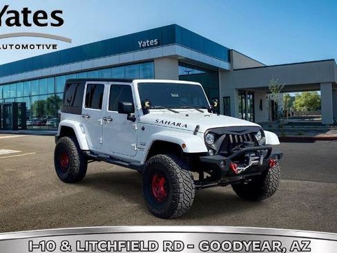 Used 2018 Jeep Wrangler Unlimited Sahara w/ Connectivity Group AWD/4WD image 1