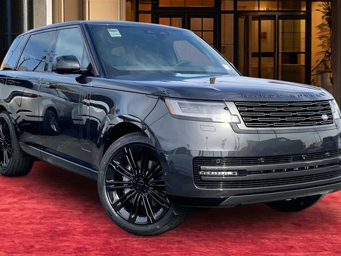New 2026 Land Rover Range Rover SE image 19