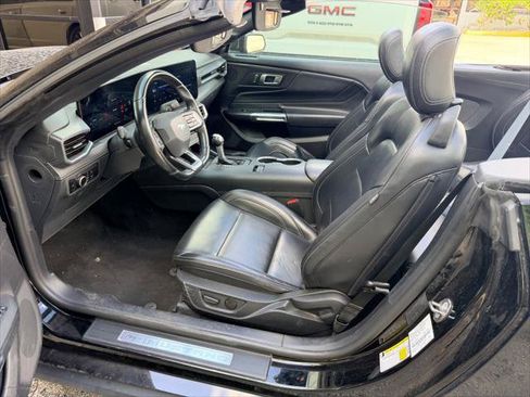 Used 2024 Ford Mustang Premium RWD image 22