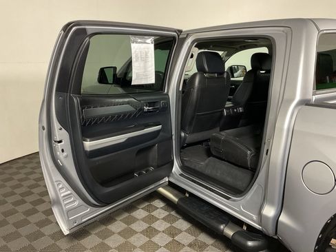 Used 2015 Toyota Tundra Platinum AWD/4WD image 30