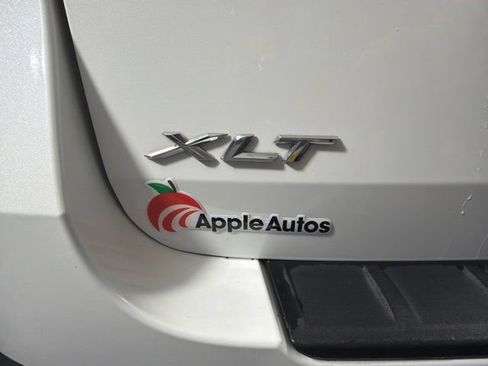 Used 2024 Ford Explorer XLT w/ Equipment Group 202A AWD/4WD image 8