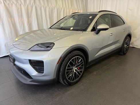 Certified 2025 Porsche Macan 4S Electric image 1
