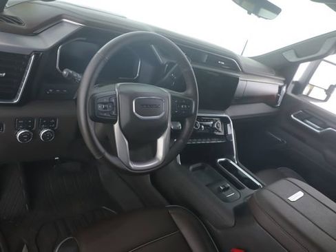 Used 2026 GMC Sierra 3500 Denali w/ Denali Reserve Package AWD/4WD image 18