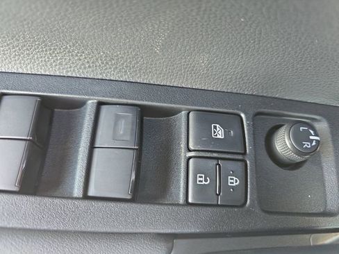 New 2026 Toyota Corolla Cross LE image 27