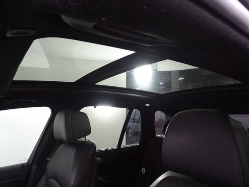 Used 2020 BMW X5 M50i w/ Executive Package image 11