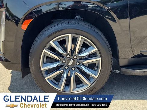 Certified 2024 Cadillac Escalade Sport RWD image 18
