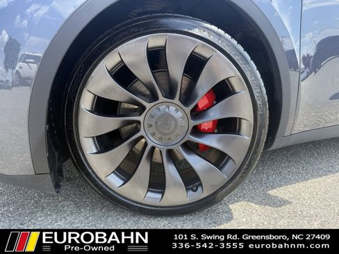 Used 2023 Tesla Model Y Performance AWD/4WD image 30