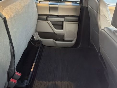 Used 2020 Ford F150 XLT w/ Equipment Group 302A Luxury image 10