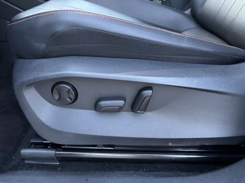 Used 2024 Volkswagen Tiguan Wolfsburg Edition image 9