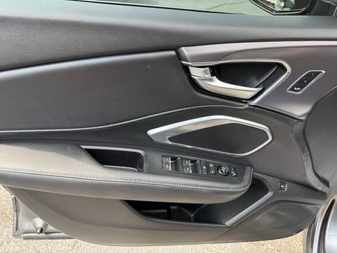 Used 2025 Acura RDX SH-AWD image 14
