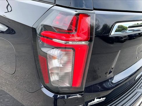 Used 2024 Chevrolet Tahoe LT AWD/4WD image 25