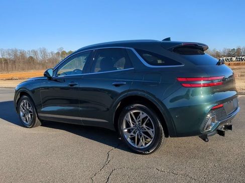 Used 2022 Genesis GV70 2.5T w/ Advanced Package AWD/4WD image 6