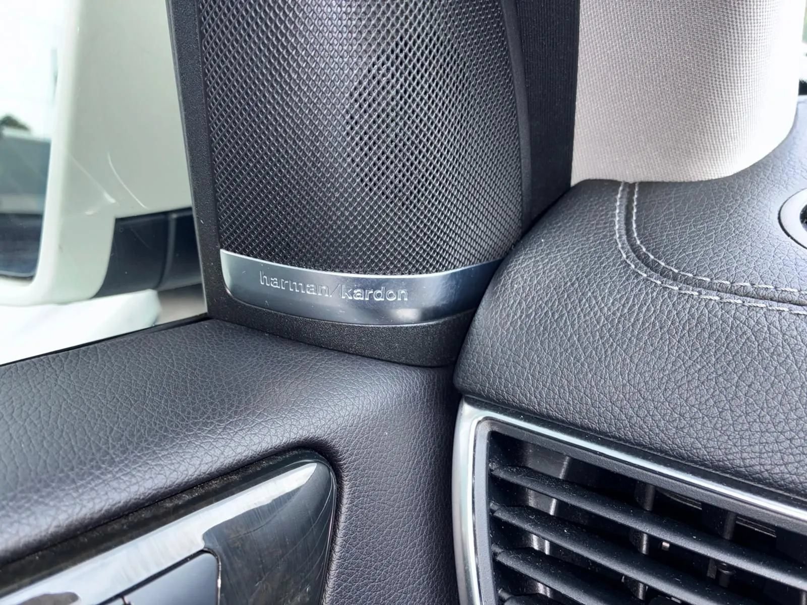 Used 2016 Mercedes-Benz GL 450 4MATIC image 31