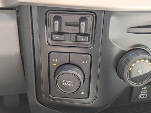 Used 2025 Ford F350 XL image 8