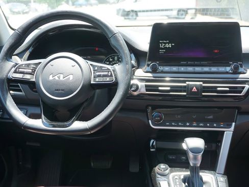 Used 2023 Kia Seltos SX w/ SX Sunroof Package AWD/4WD image 18