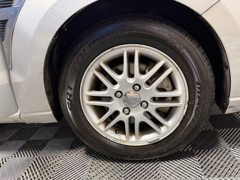 Used 2008 Ford Focus SE image 37
