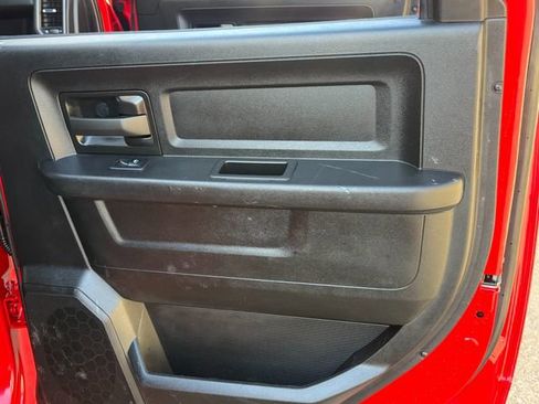 Used 2022 RAM 3500 Tradesman image 31