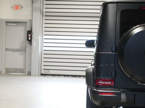 Certified 2025 Mercedes-Benz G 63 AMG 4MATIC image 10