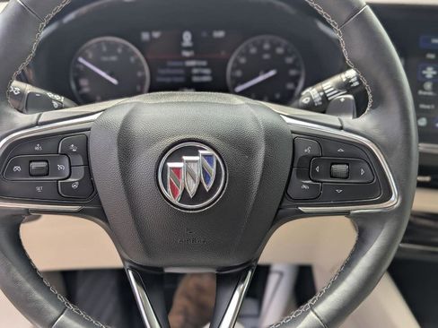 Used 2023 Buick Envision Essence AWD/4WD image 17