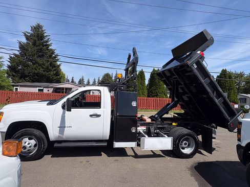 Used 2013 GMC Sierra 3500 W/T RWD image 30