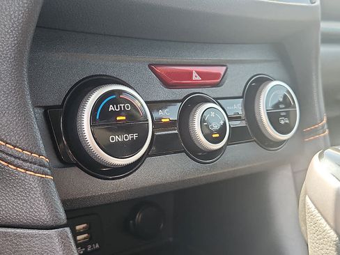 Used 2023 Subaru Crosstrek 2.0i Premium image 17