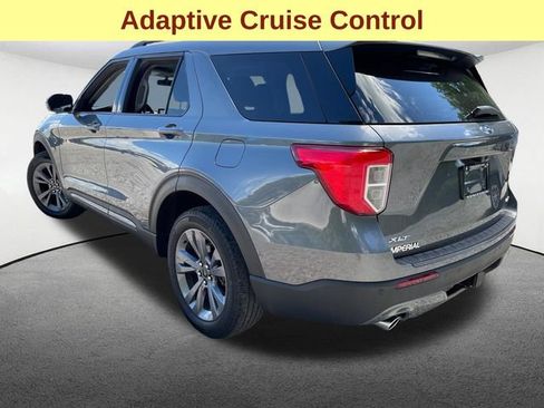 Certified 2022 Ford Explorer XLT w/ Equipment Group 202A AWD/4WD image 11