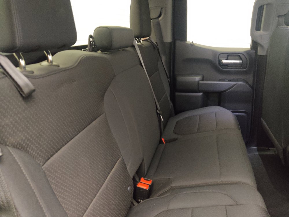 Used 2019 Chevrolet Silverado 1500 Custom w/ Custom Value Package RWD image 19