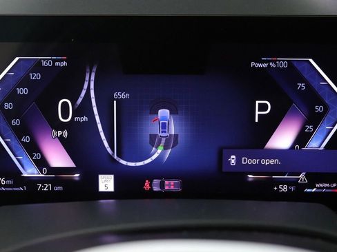 Used 2024 BMW X7 xDrive40i w/ M Sport Package image 14