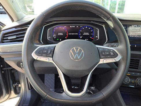 Used 2022 Volkswagen Jetta SEL image 18