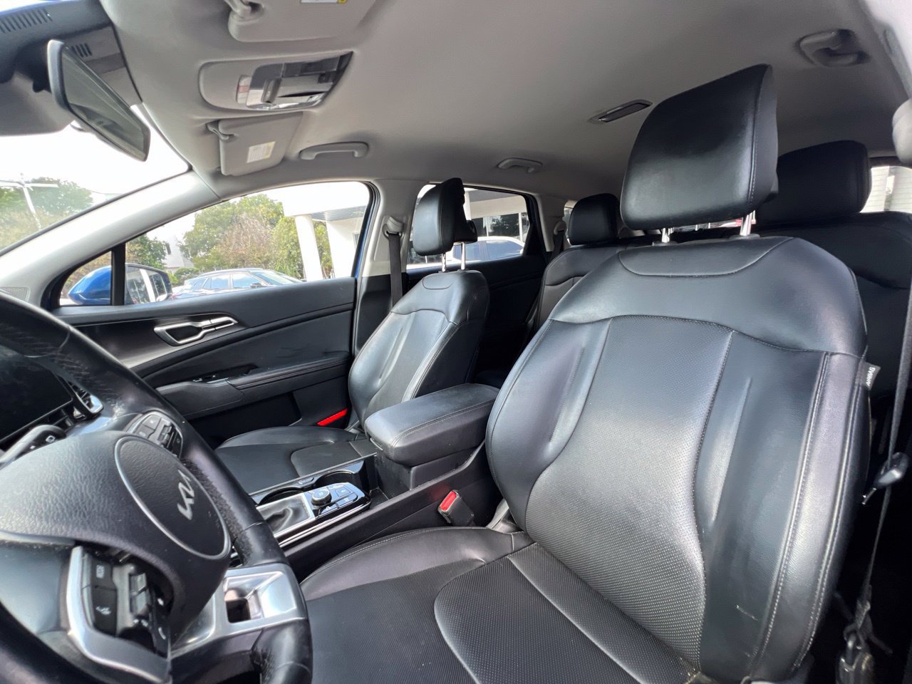 Used 2024 Kia Sportage EX FWD image 10