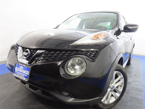 Used 2016 Nissan Juke SL FWD image 1