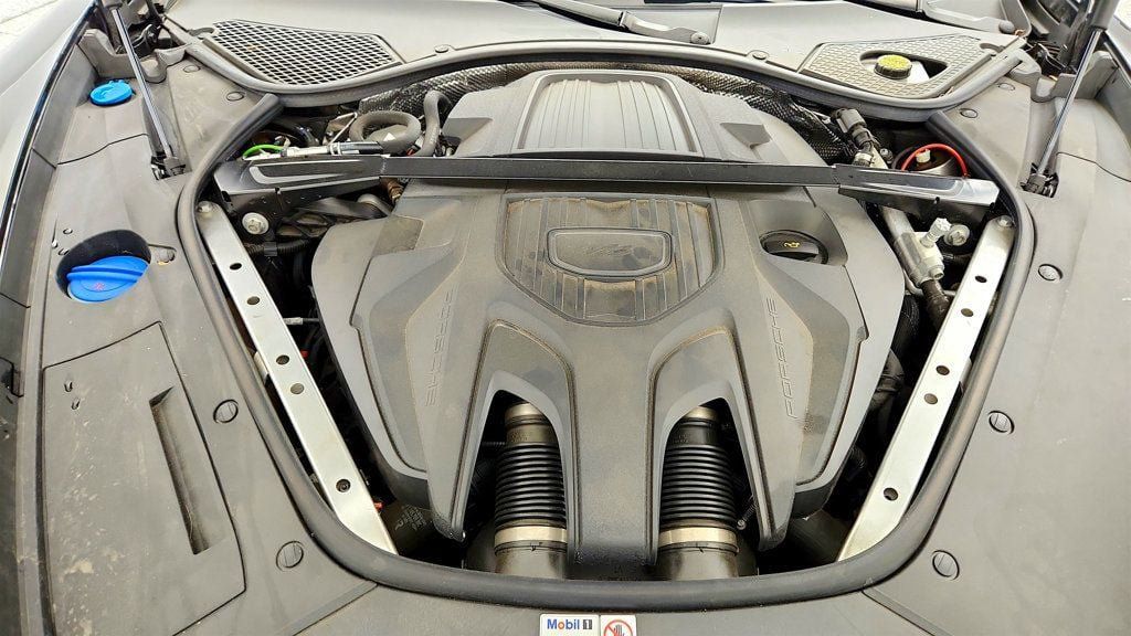 Used 2023 Porsche Panamera w/ Premium Package RWD image 28
