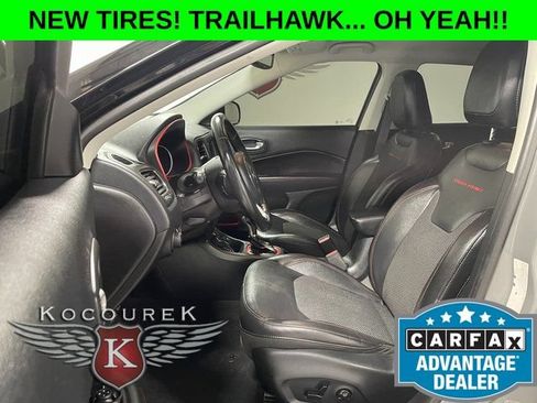 Used 2019 Jeep Compass Trailhawk w/ Cold Weather Group AWD/4WD image 11