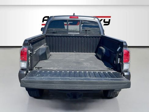 Used 2022 Toyota Tacoma TRD Sport w/ TRD Premium Sport Package RWD image 25